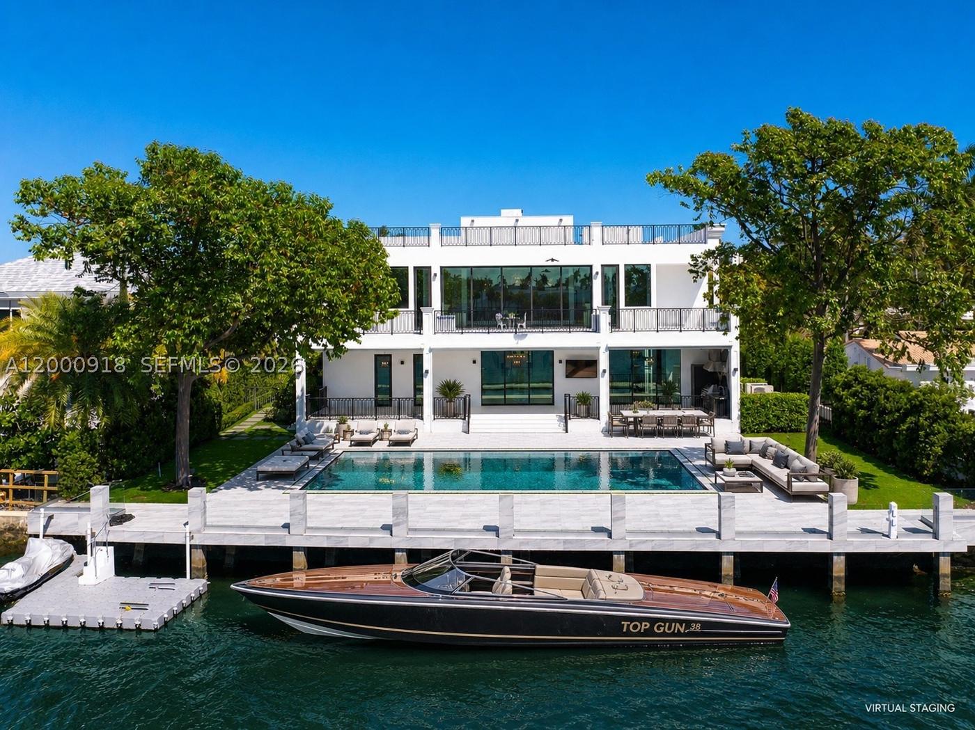 Palazzo Riviera, a waterfront estate in Fort Lauderdale (2)