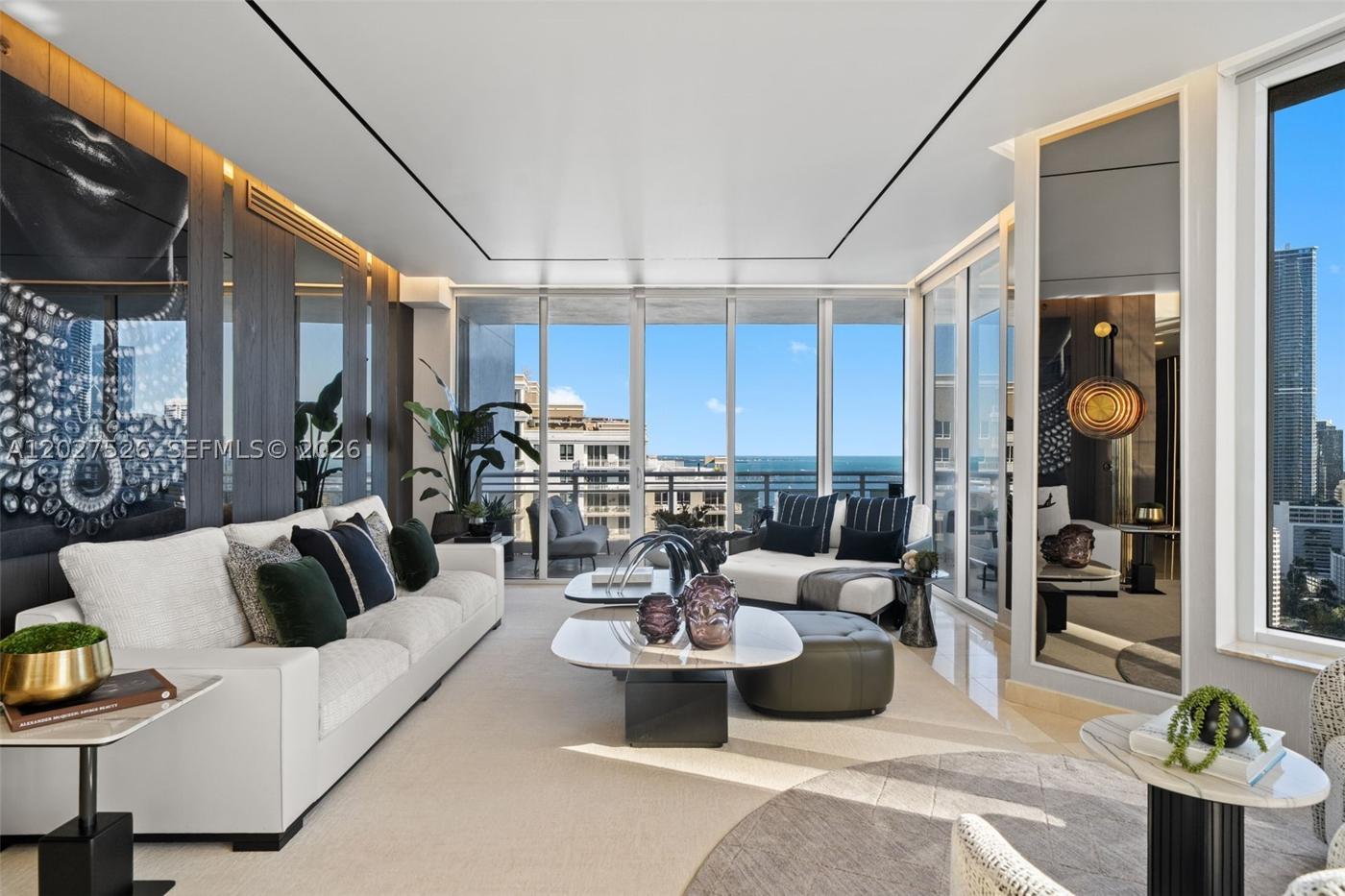 Residence 3304 at Carbonell, Brickell Key