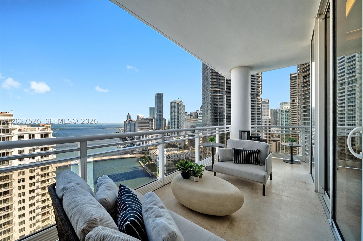 Residence 3304 at Carbonell, Brickell Key (2)