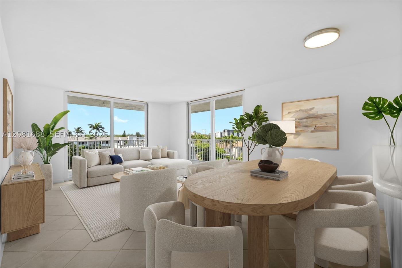 Condo Azure, with its own boat slip (4)