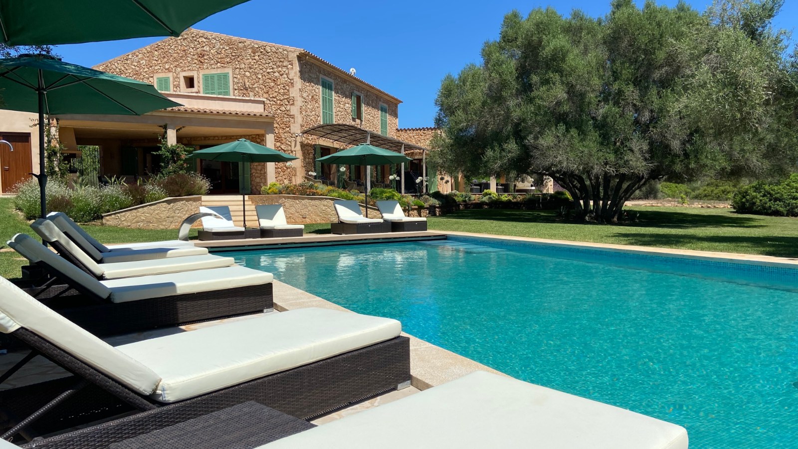 The finca across the pool