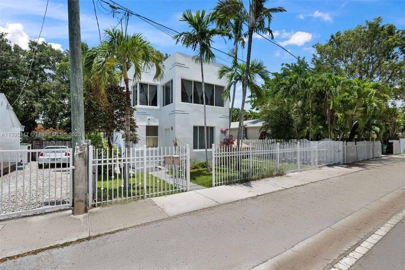 Triplex in the MiMo District, Miami